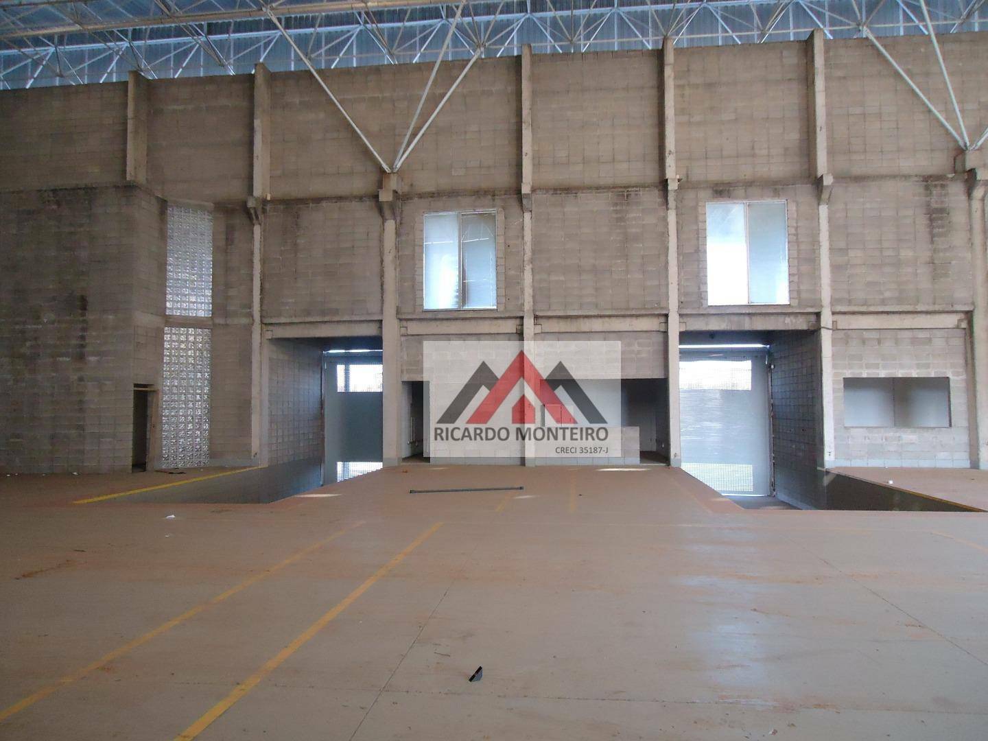 Depósito-Galpão-Armazém à venda e aluguel, 4569m² - Foto 17