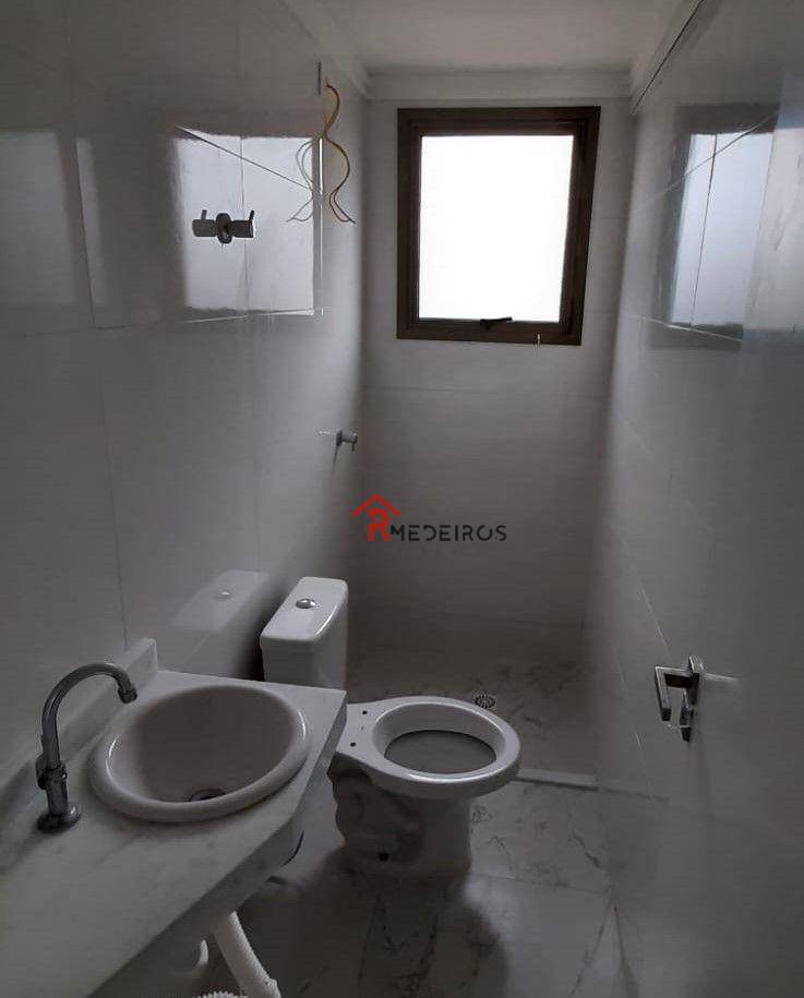 Apartamento à venda com 2 quartos, 63m² - Foto 15