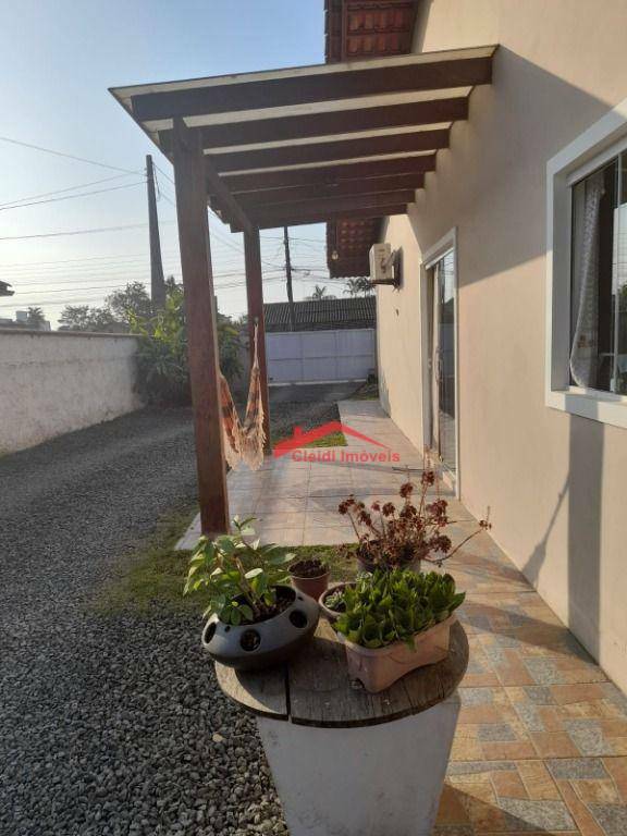 Casa à venda com 3 quartos, 165m² - Foto 15