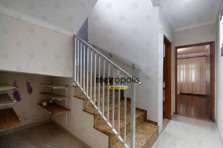 Sobrado à venda com 2 quartos, 250m² - Foto 5