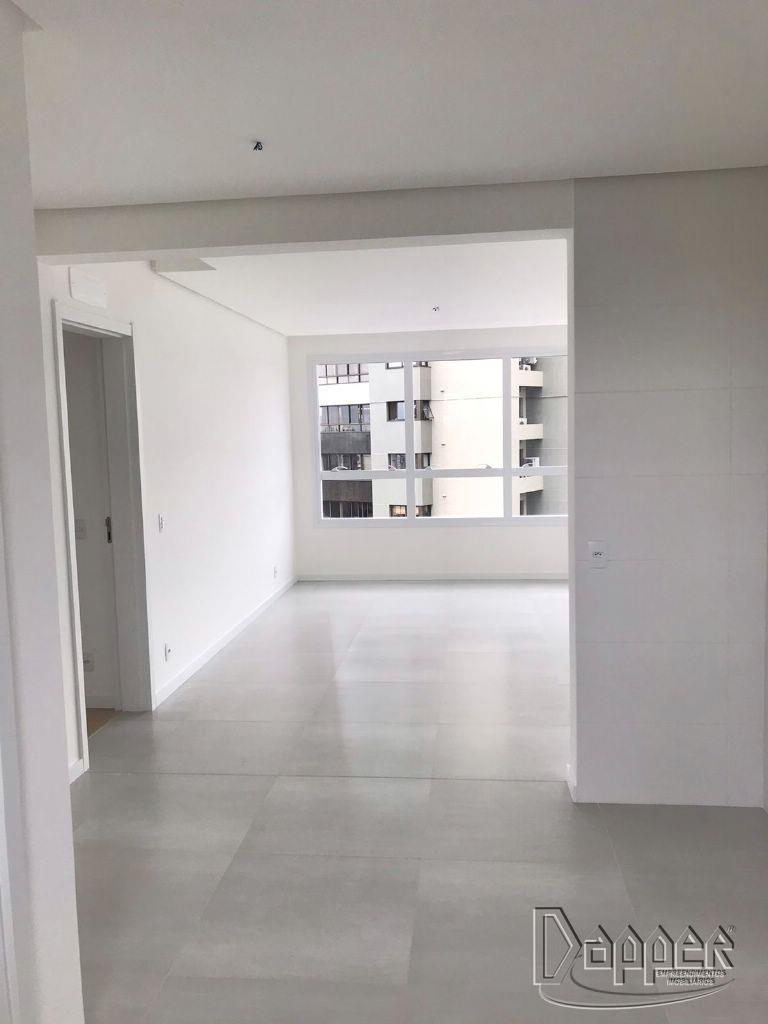 Apartamento à venda com 3 quartos, 110m² - Foto 4