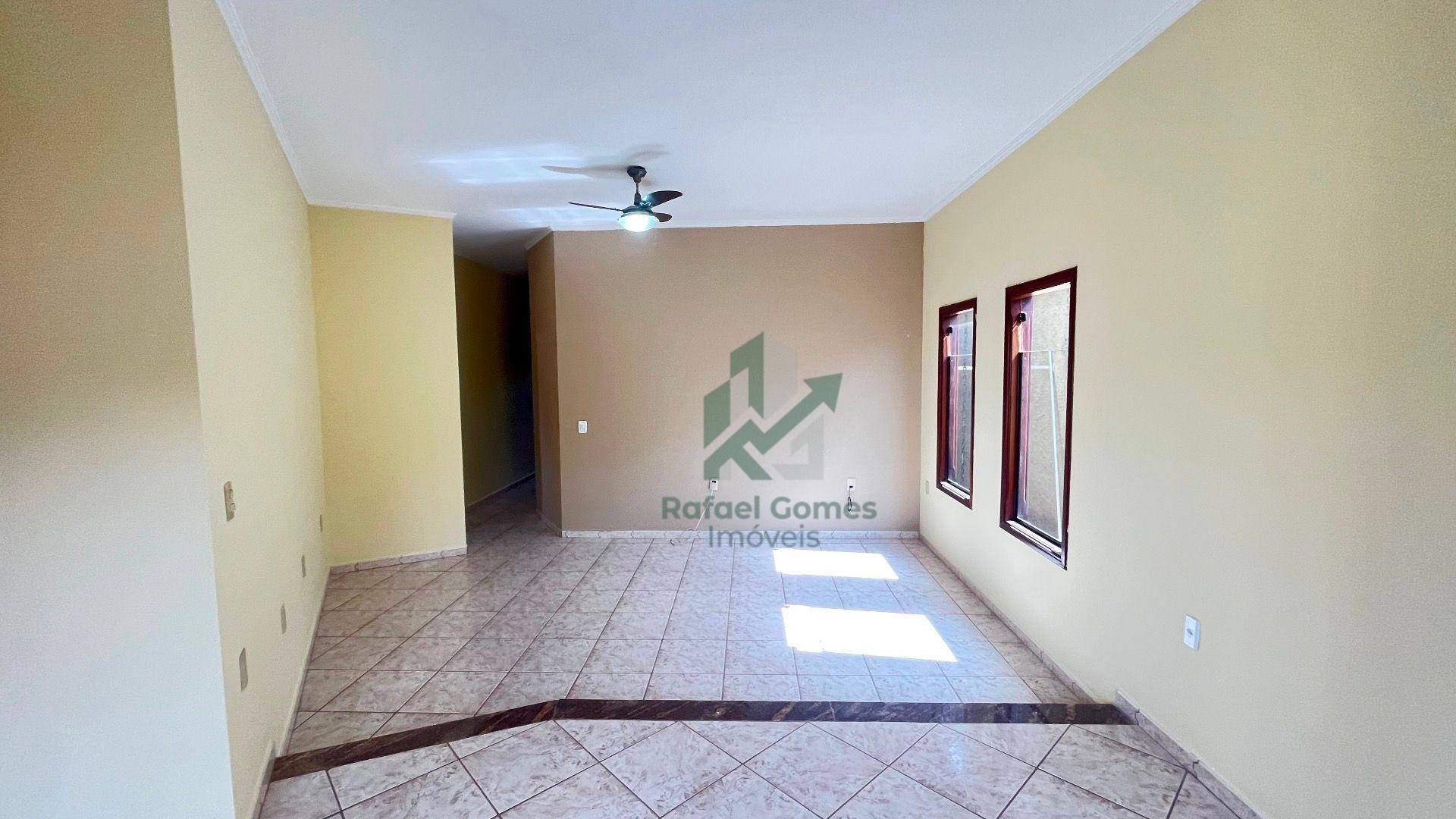 Casa, 4 quartos, 192 m² - Foto 2