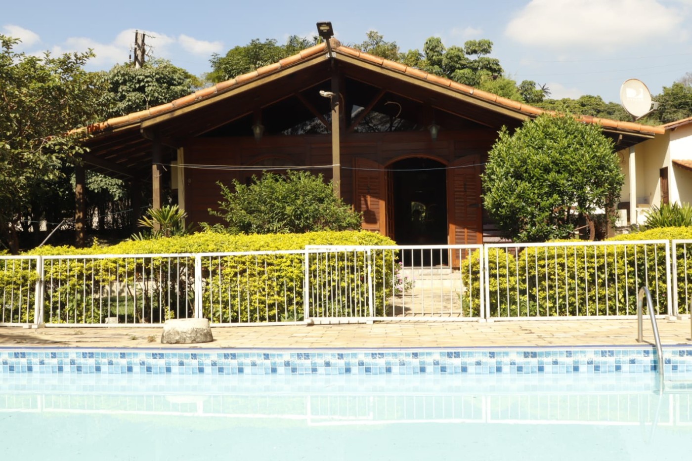 Chácara à venda com 4 quartos, 3500m² - Foto 1