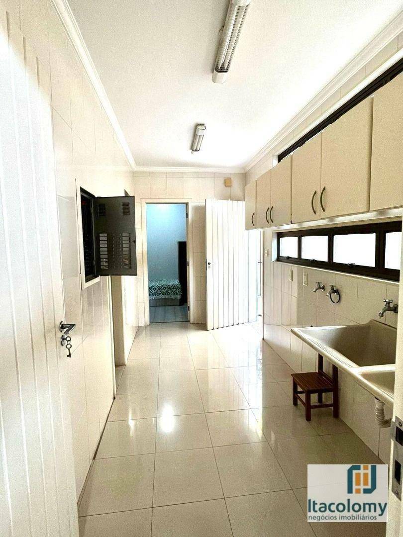 Casa de Condomínio à venda com 3 quartos, 266m² - Foto 17