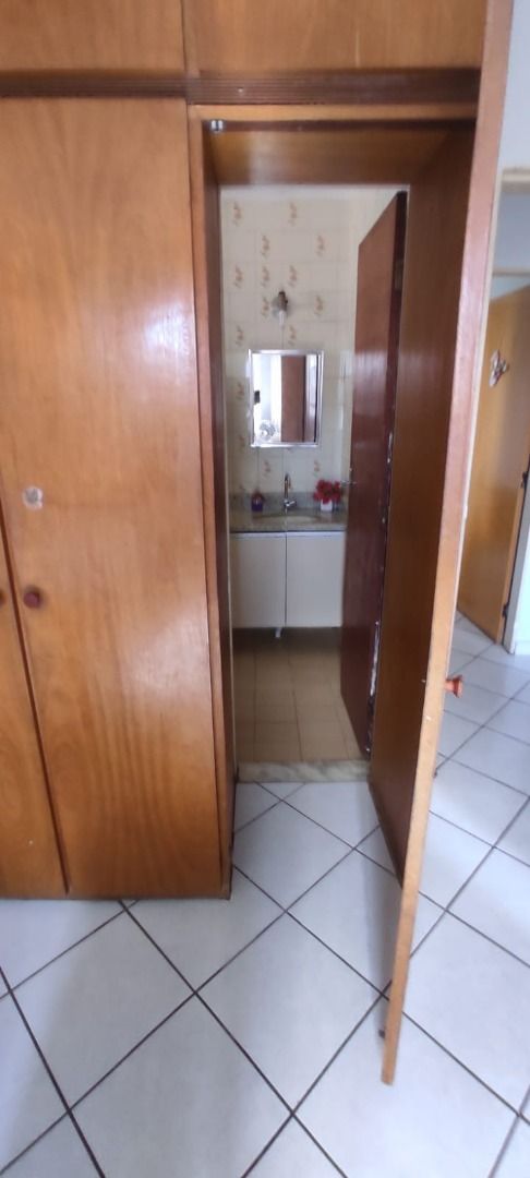 Apartamento à venda com 3 quartos, 100m² - Foto 13