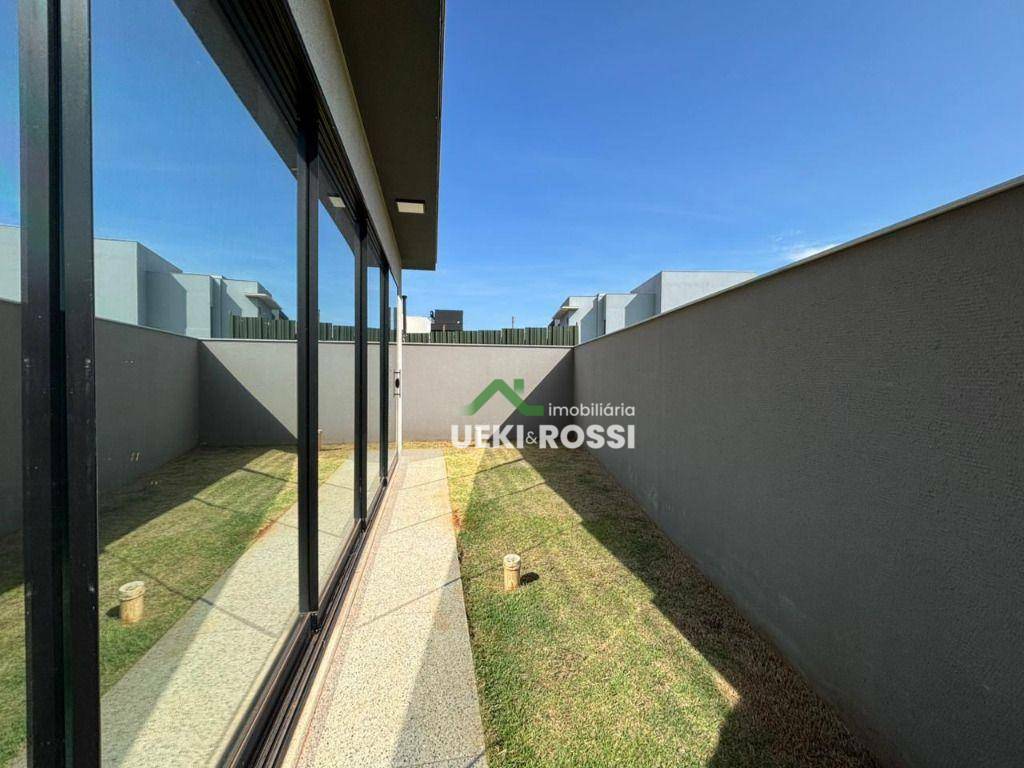 Casa de Condomínio à venda com 3 quartos, 177m² - Foto 13