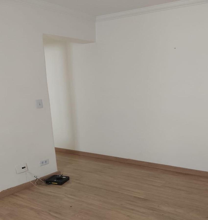 Apartamento à venda com 1 quarto, 37m² - Foto 5