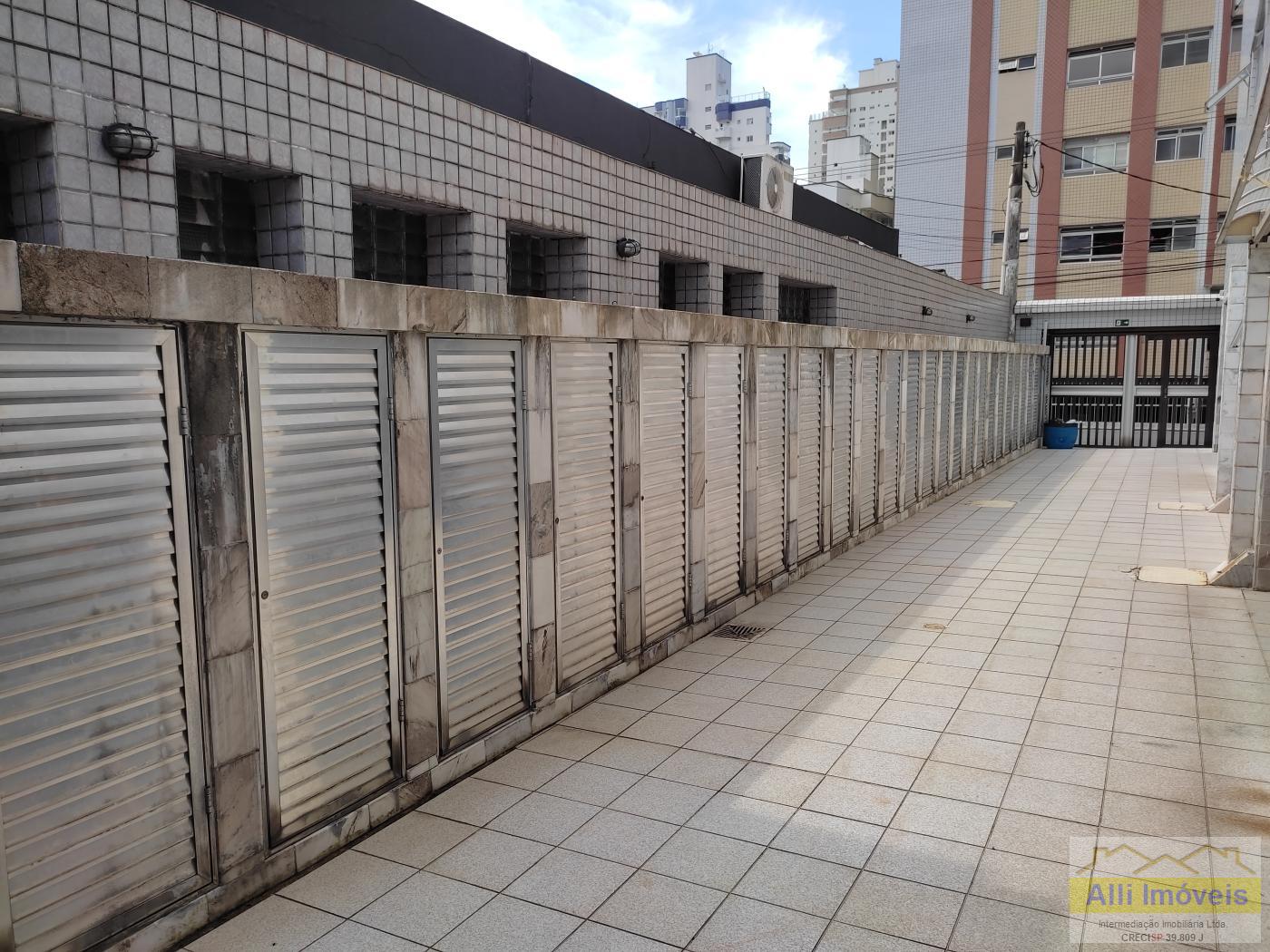 Apartamento para alugar com 2 quartos, 80m² - Foto 29