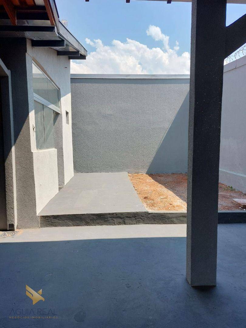 Casa à venda com 3 quartos, 230m² - Foto 24