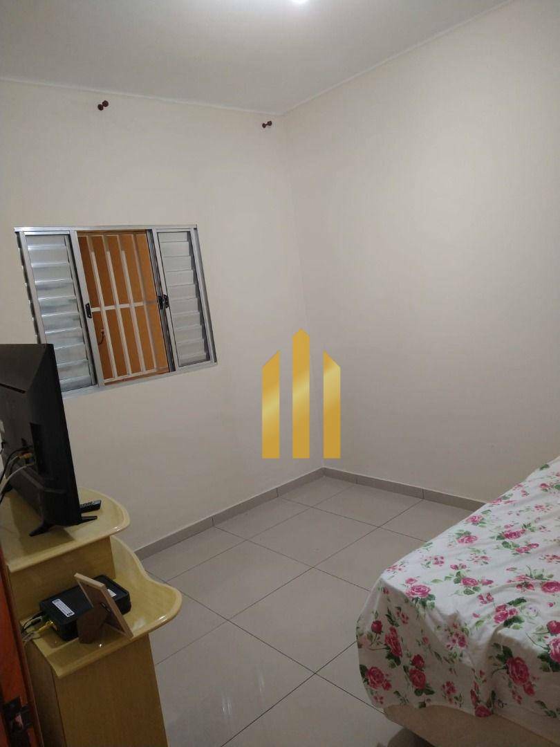 Sobrado à venda com 2 quartos, 70m² - Foto 3