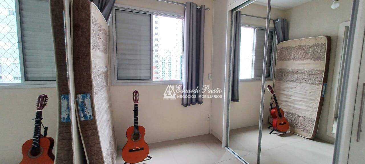 Apartamento à venda com 3 quartos, 64m² - Foto 17