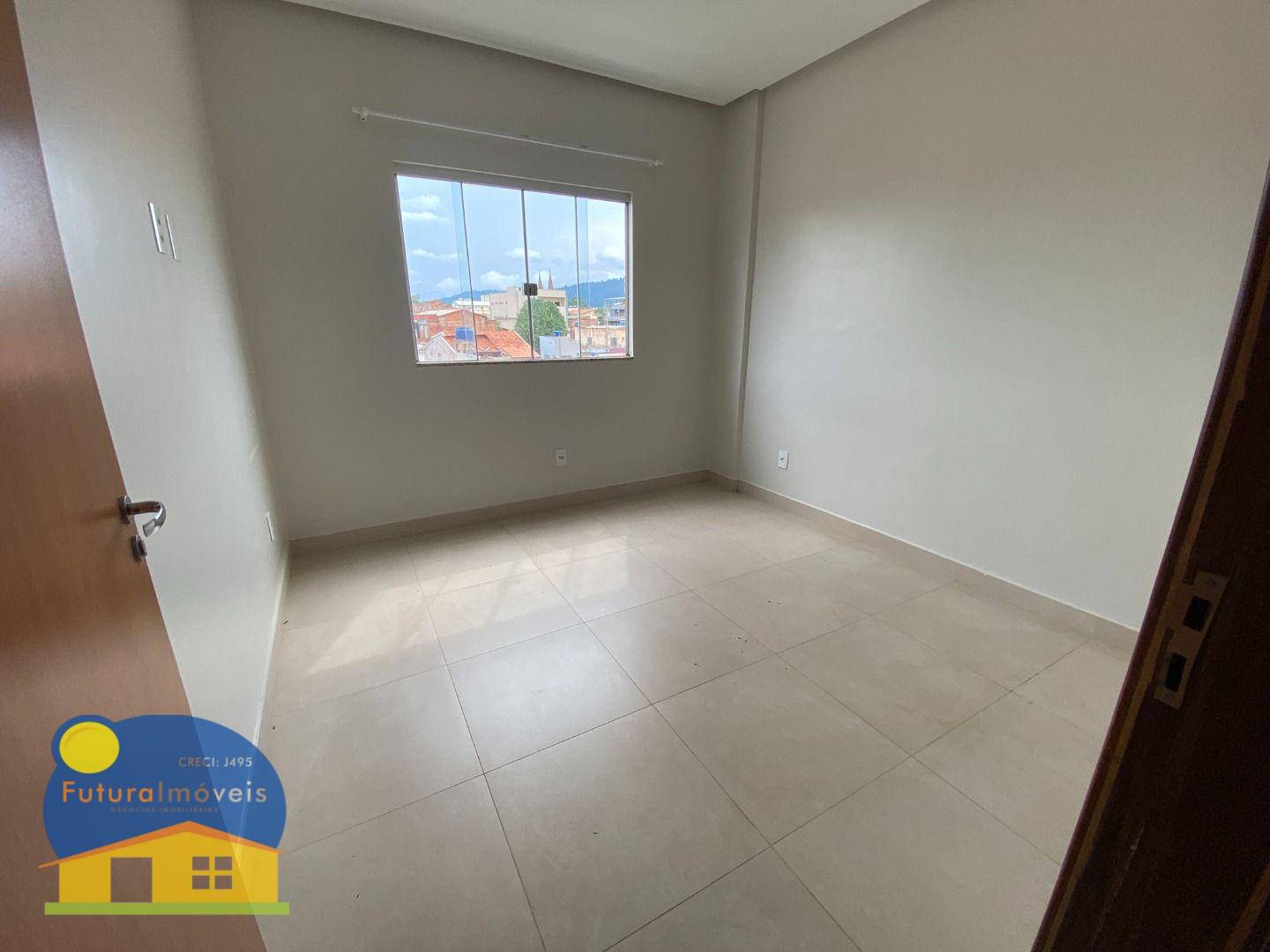 Apartamento para alugar com 2 quartos, 78m² - Foto 11