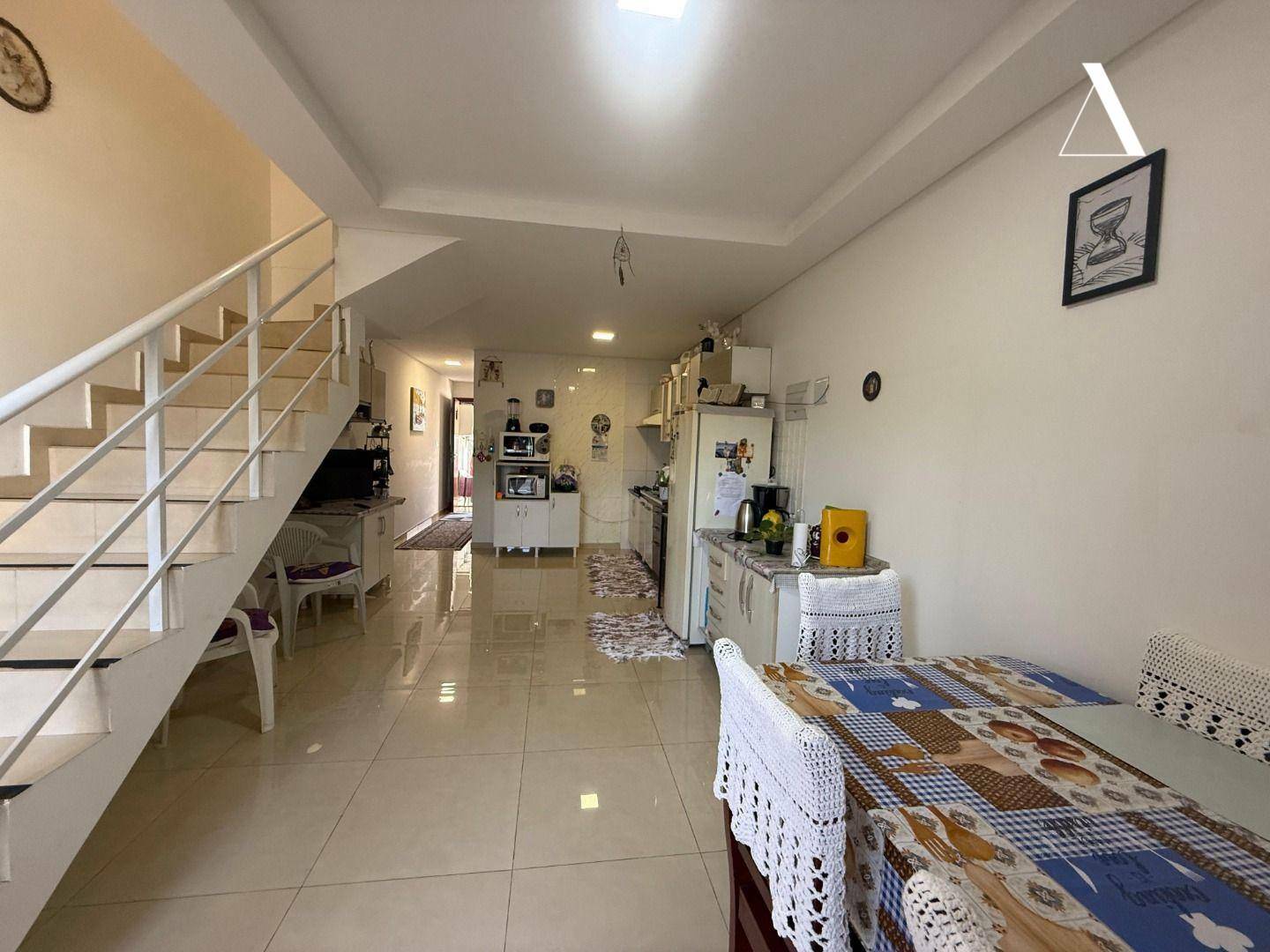 Casa, 3 quartos, 82 m² - Foto 2