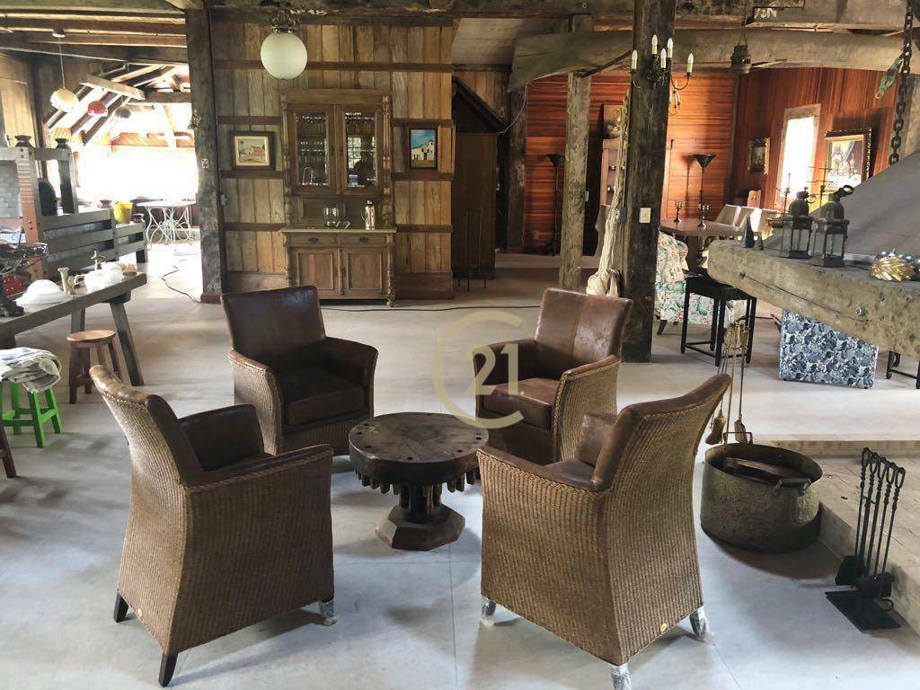 Haras e Área Rural Padrão à venda com 16 quartos, 2400m² - Foto 20