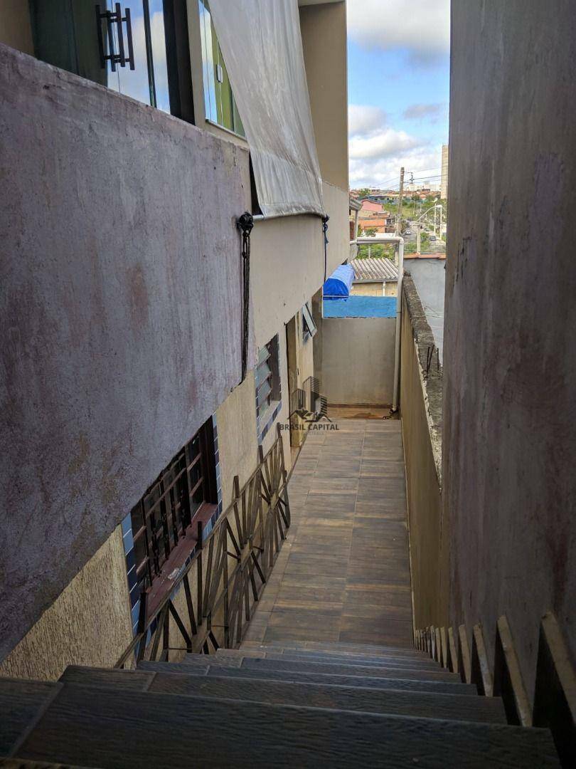 Sobrado à venda com 5 quartos, 297m² - Foto 33