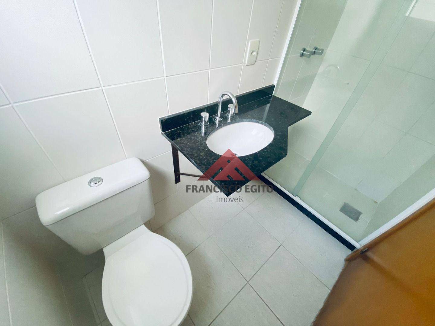 Apartamento à venda com 2 quartos, 70m² - Foto 12