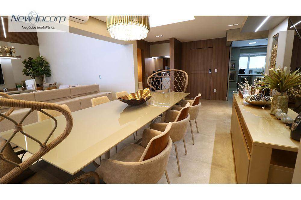 Apartamento à venda com 4 quartos, 238m² - Foto 4