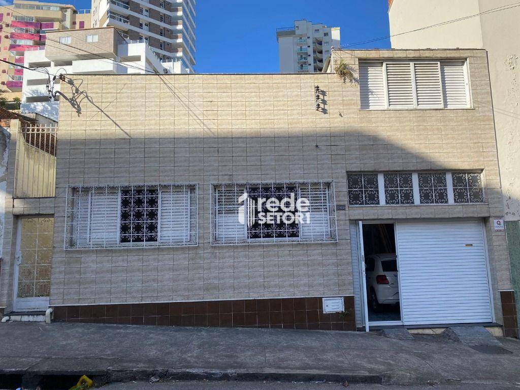 Casa à venda com 4 quartos, 110m² - Foto 1