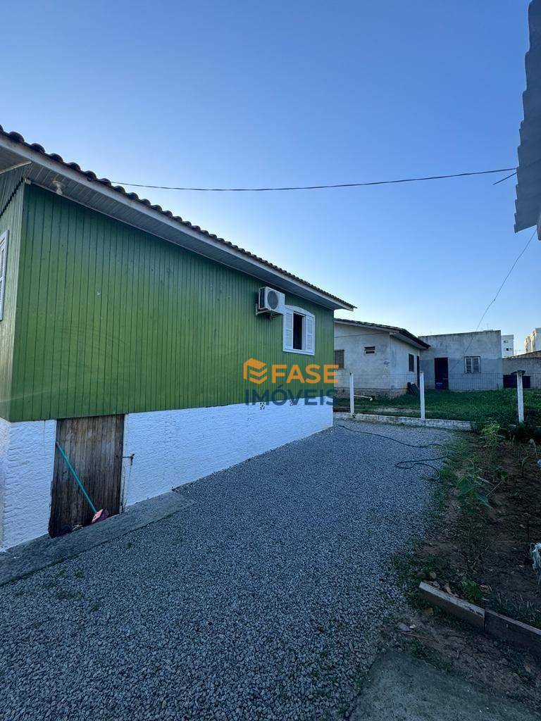 Casa à venda com 2 quartos, 81m² - Foto 8