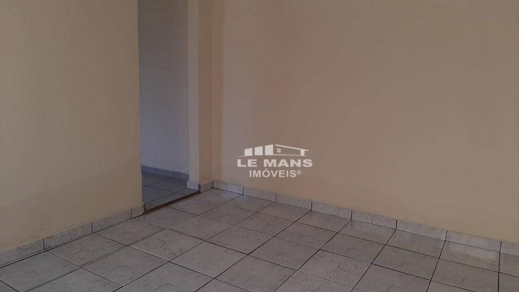 Casa, 1 quarto, 58 m² - Foto 3