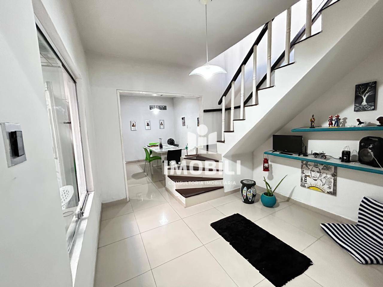 Casa à venda com 3 quartos, 165m² - Foto 11