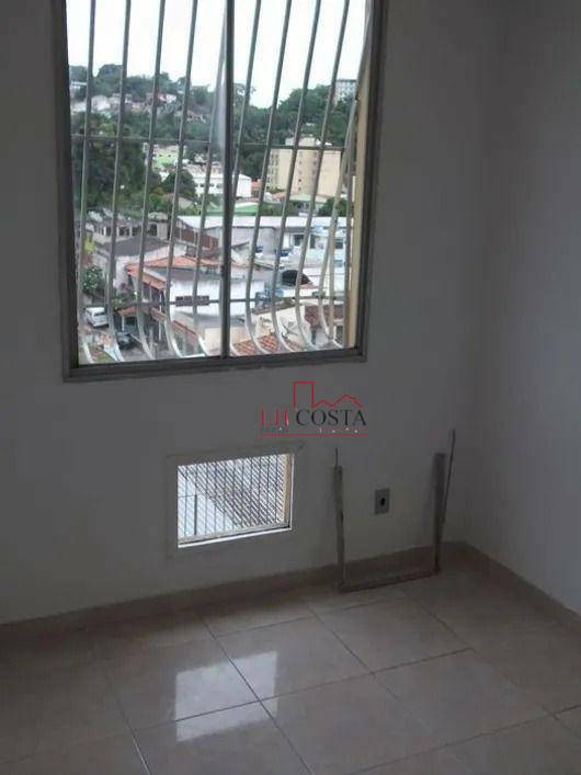 Apartamento à venda com 2 quartos, 60m² - Foto 4