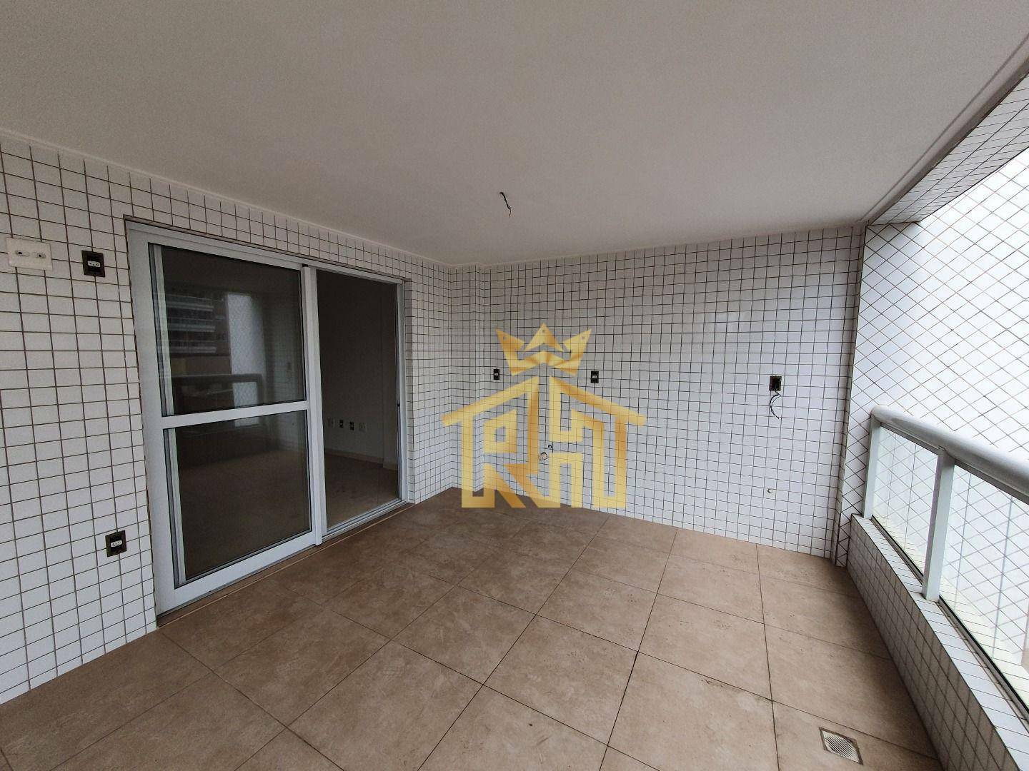 Apartamento à venda com 3 quartos, 162m² - Foto 2