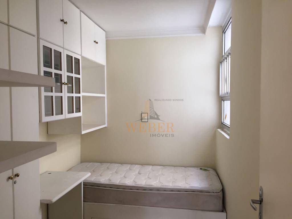 Apartamento à venda com 3 quartos, 105m² - Foto 2