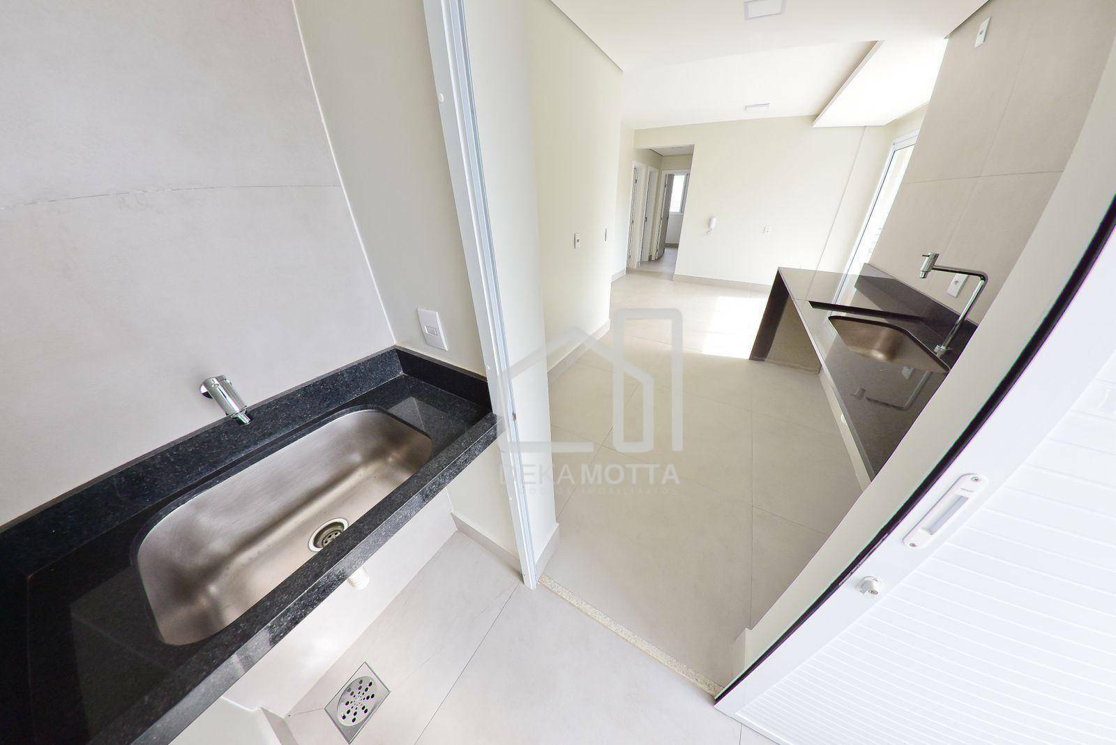 Apartamento à venda com 3 quartos, 92m² - Foto 3