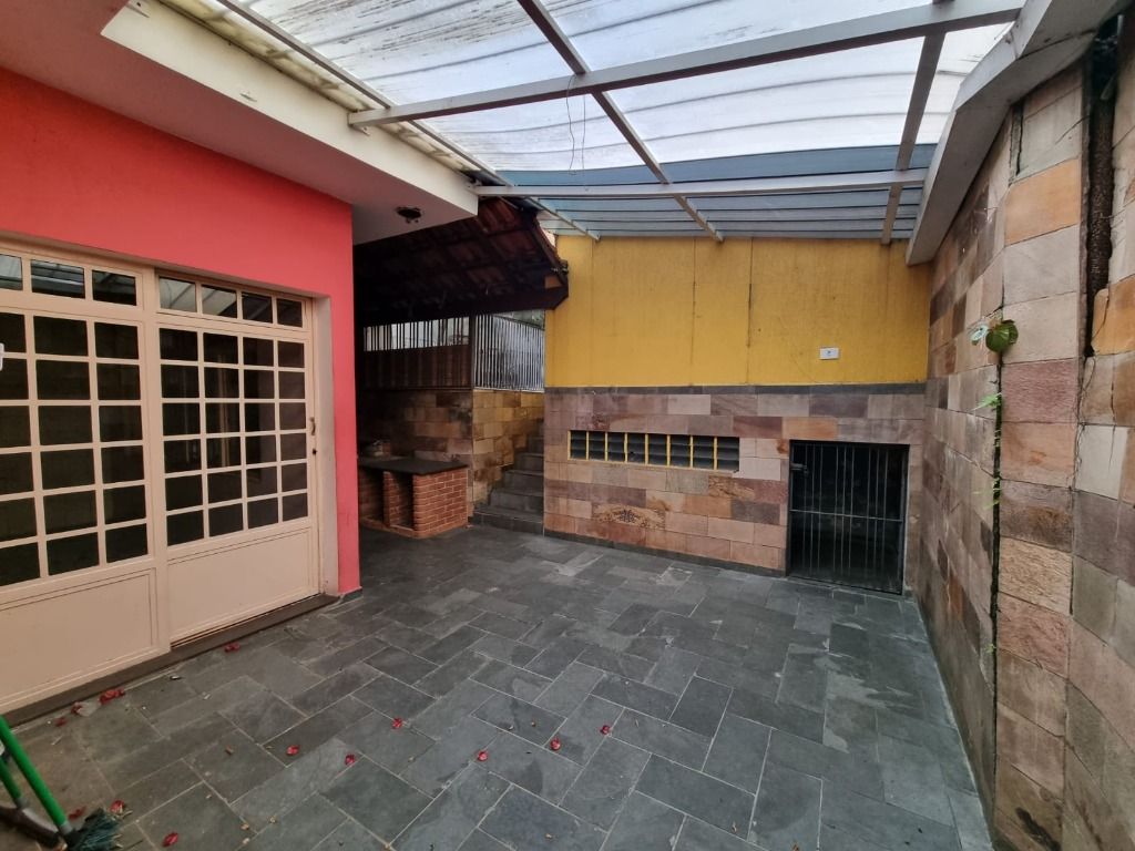 Casa à venda com 4 quartos, 150m² - Foto 10