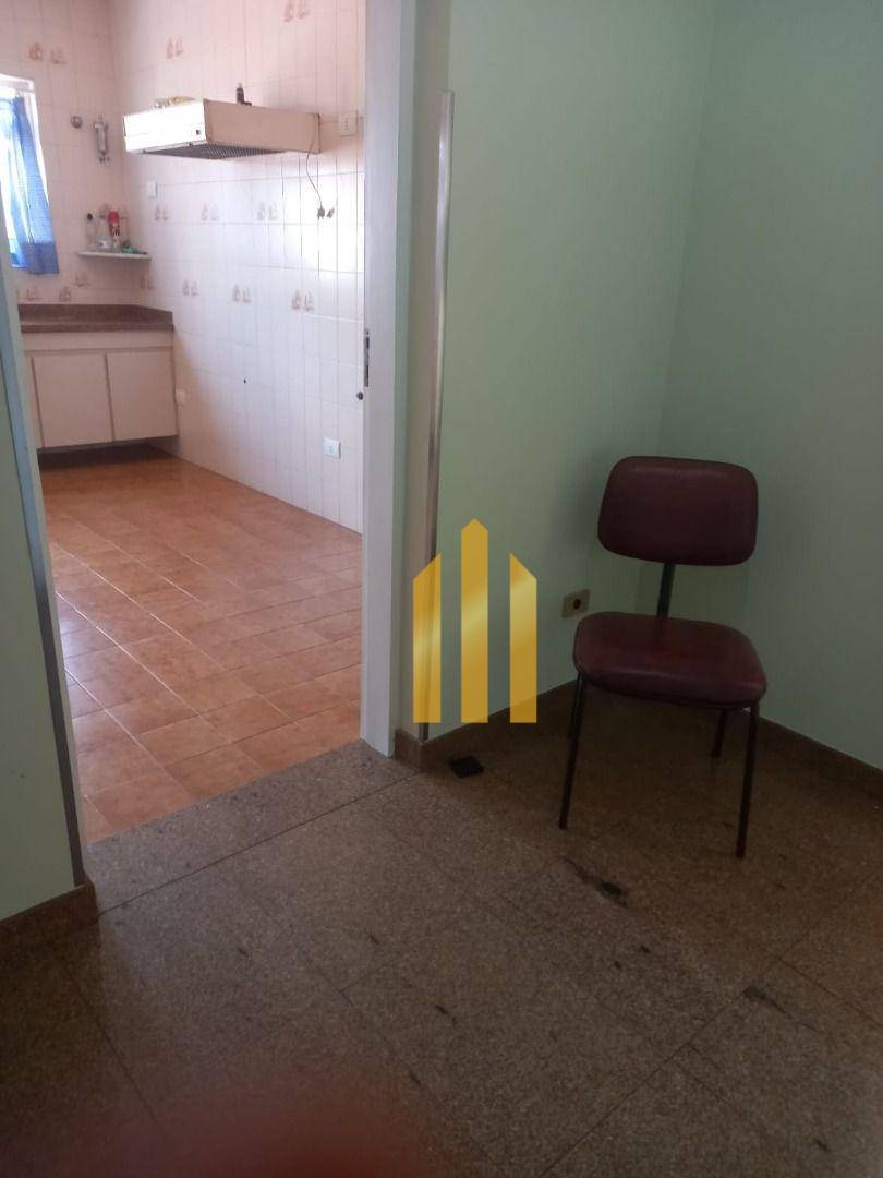 Sobrado à venda e aluguel com 3 quartos, 190m² - Foto 8