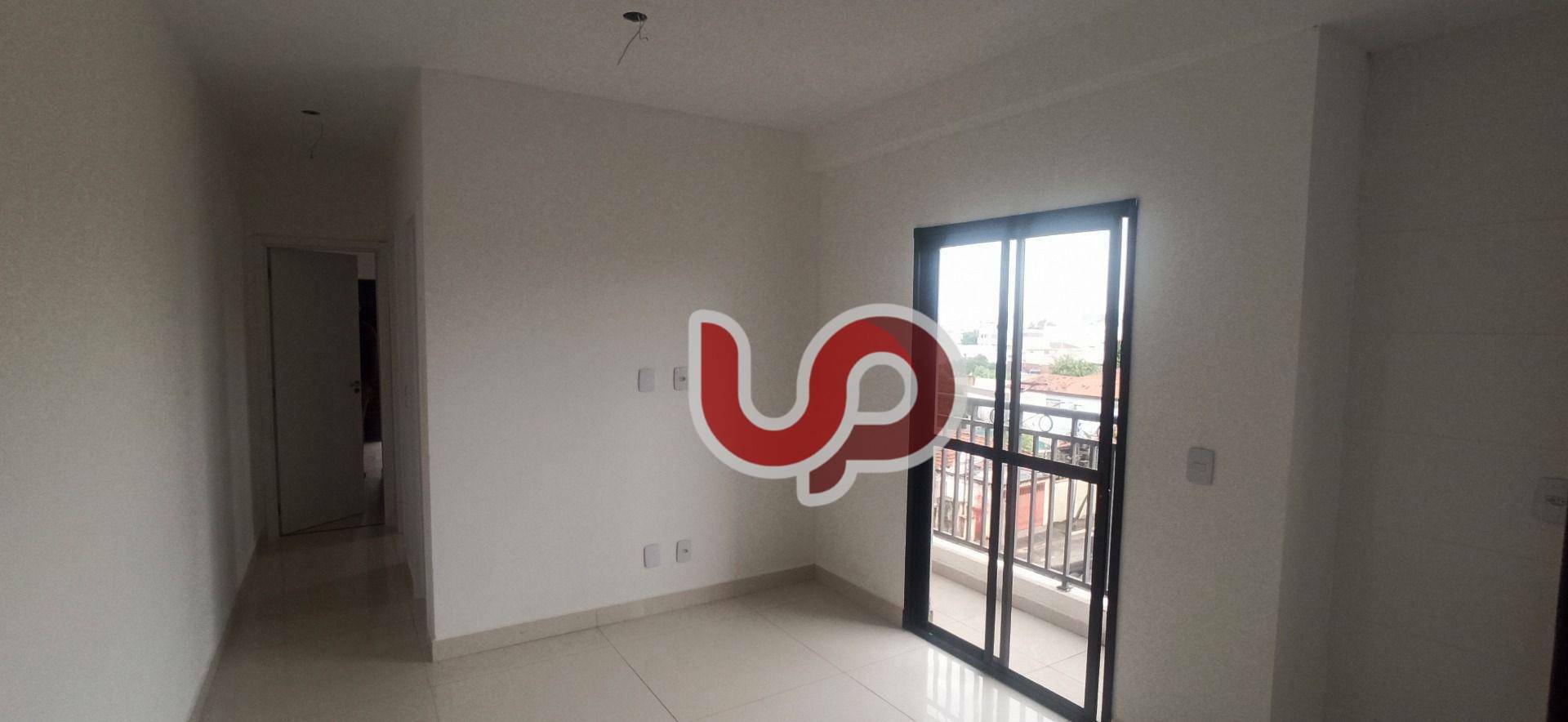 Apartamento à venda com 2 quartos, 47m² - Foto 2