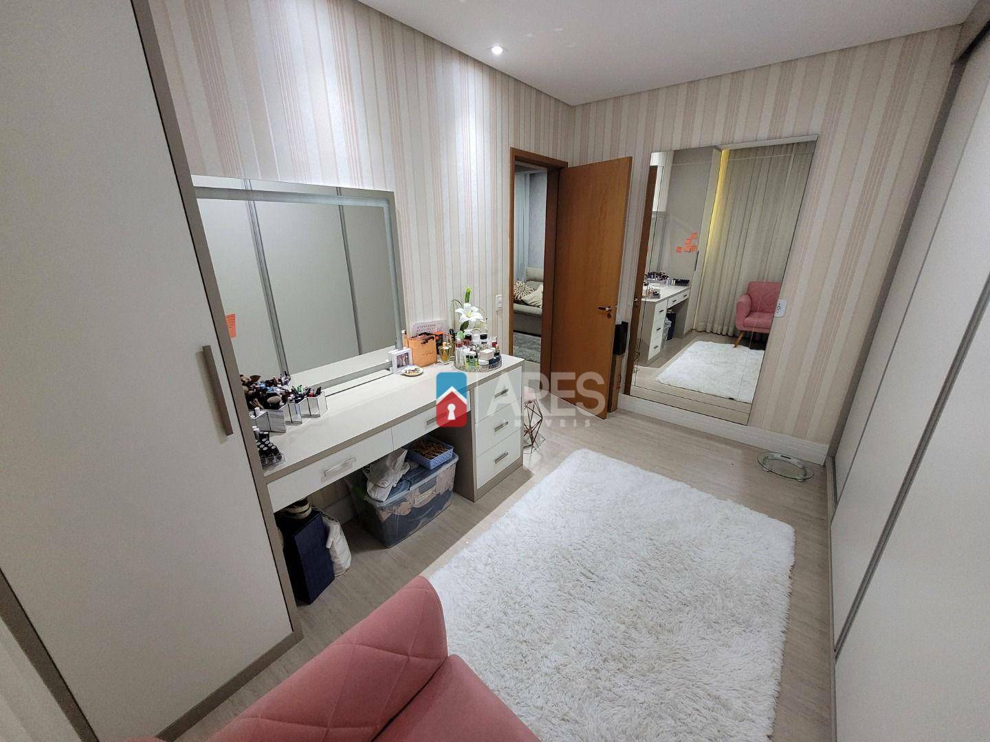 Apartamento à venda com 2 quartos, 62m² - Foto 11