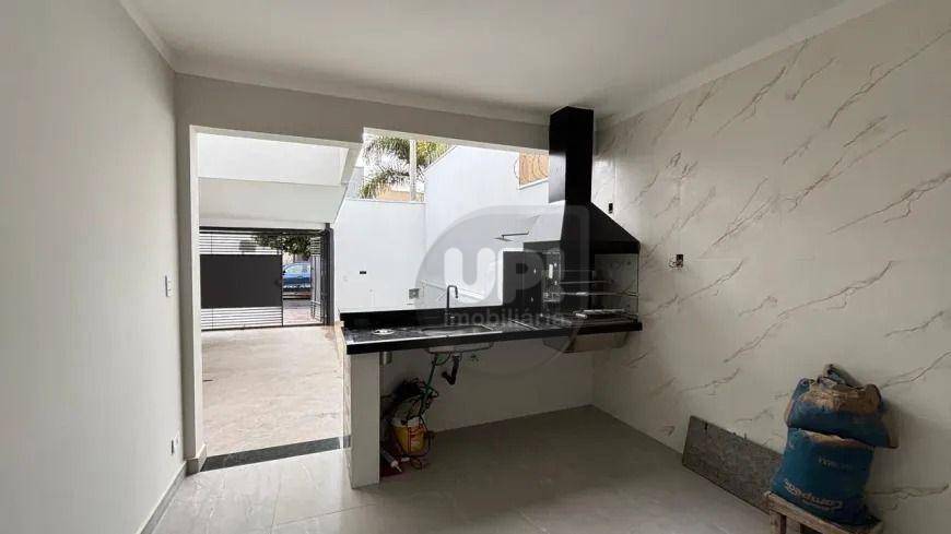 Casa à venda com 3 quartos, 130m² - Foto 6