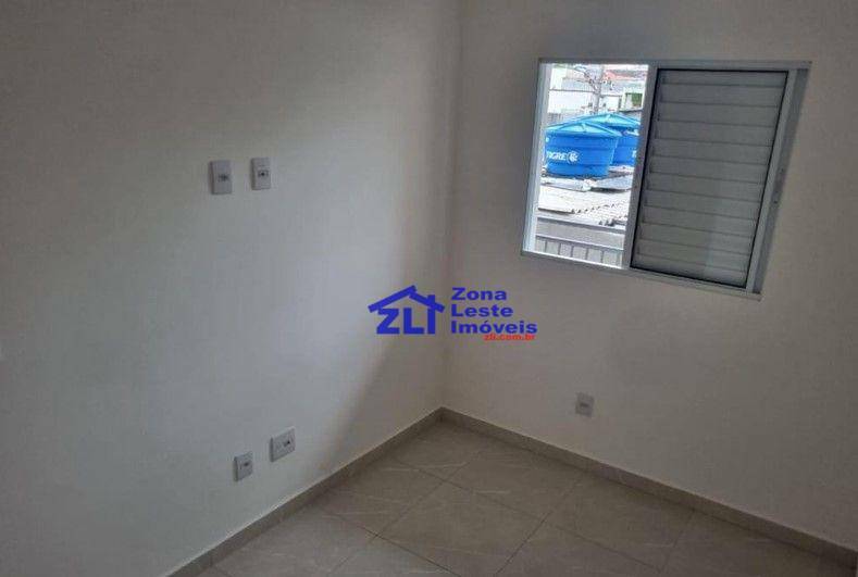 Apartamento à venda com 2 quartos, 40m² - Foto 4