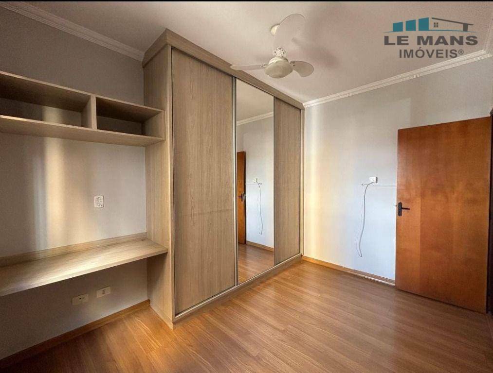 Apartamento à venda com 3 quartos, 87m² - Foto 4