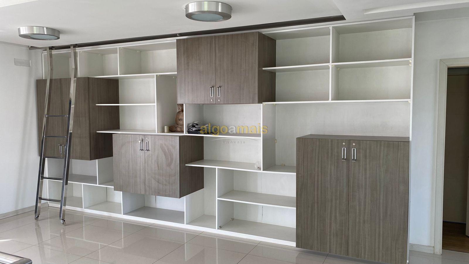 Casa de Condomínio à venda com 4 quartos, 359m² - Foto 10