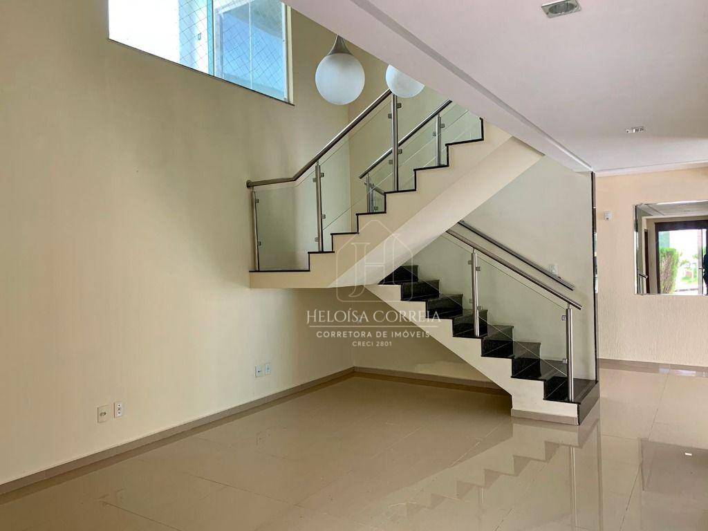 Casa à venda com 5 quartos, 293m² - Foto 1