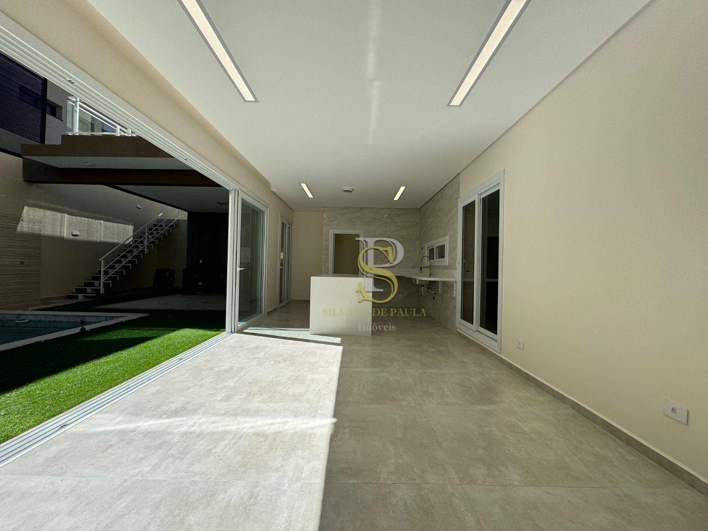 Casa à venda com 4 quartos, 300m² - Foto 22