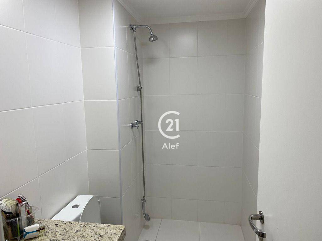 Apartamento para alugar com 2 quartos, 81m² - Foto 13