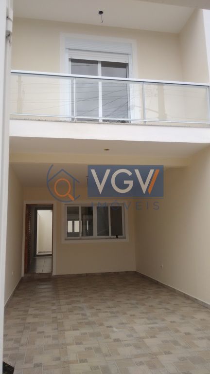 Casa à venda com 3 quartos, 110m² - Foto 2