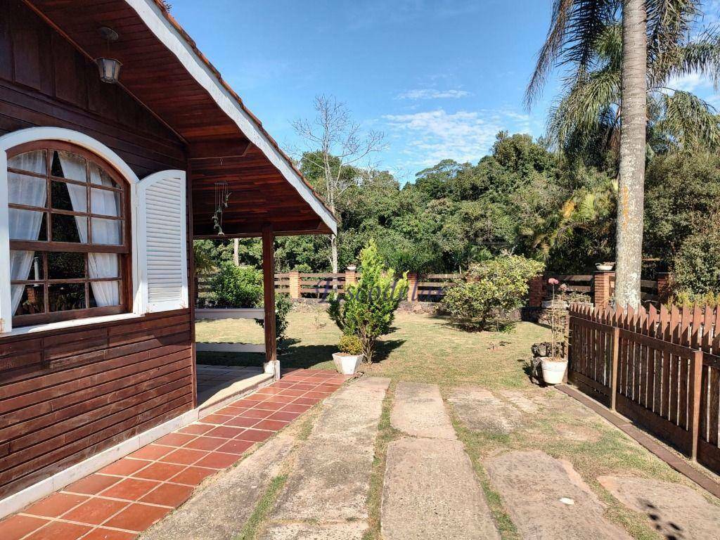 Casa à venda com 4 quartos, 700m² - Foto 44