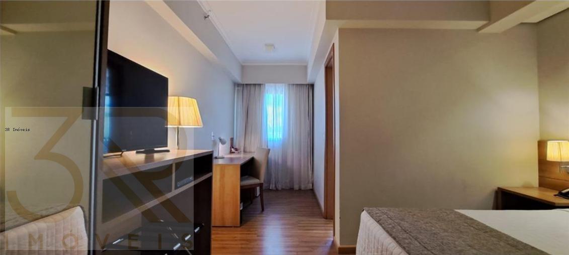 Apartamento à venda com 1 quarto, 24m² - Foto 3