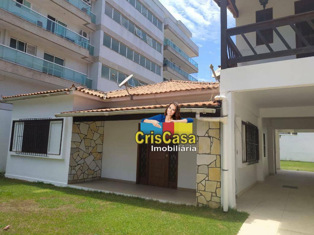 Casa à venda com 4 quartos, 149m² - Foto 1