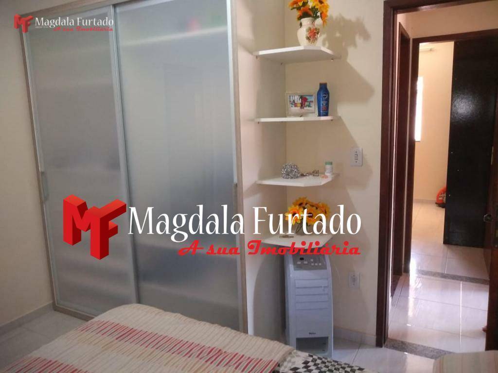 Casa à venda com 2 quartos, 60m² - Foto 4