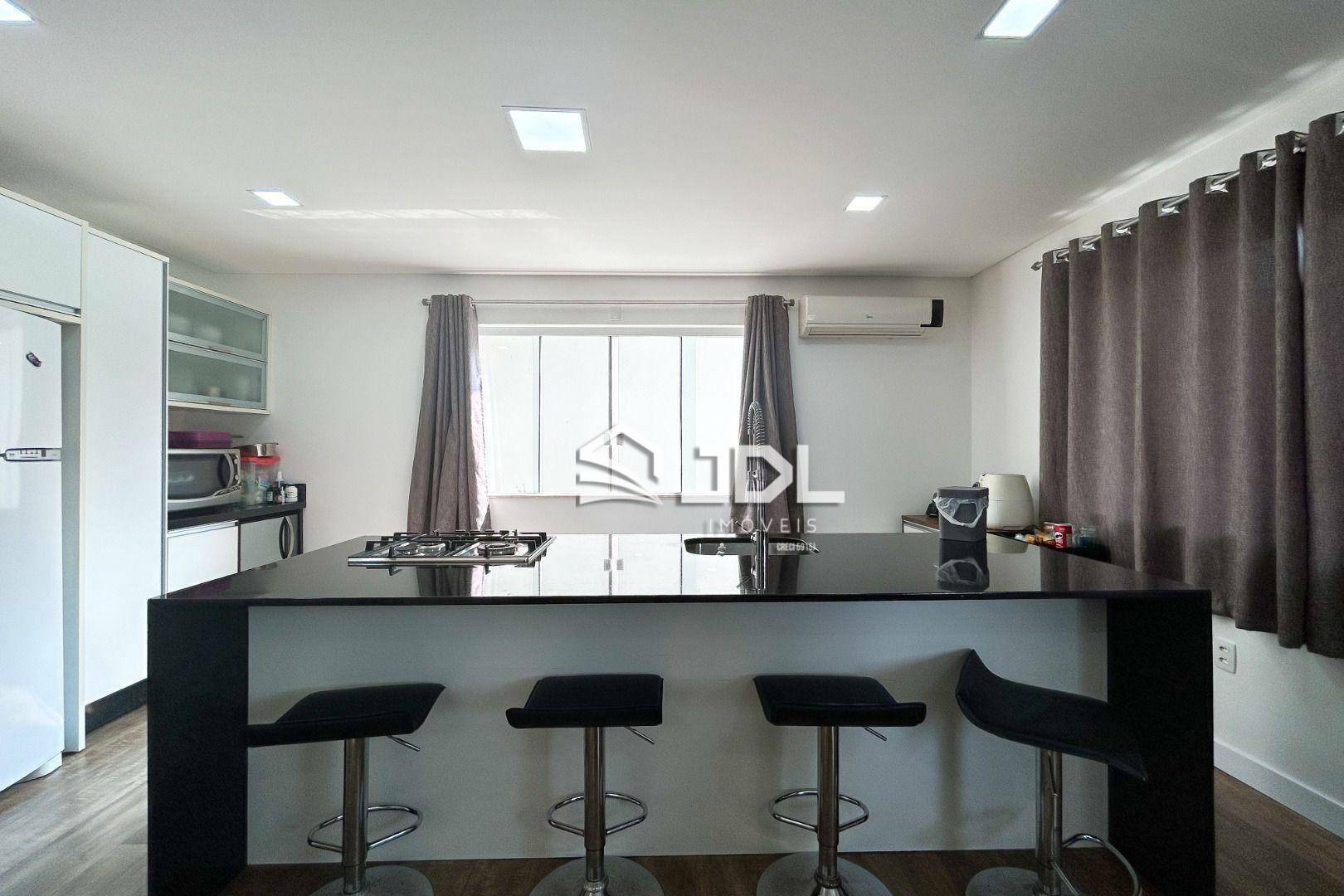 Casa à venda com 3 quartos, 404m² - Foto 12