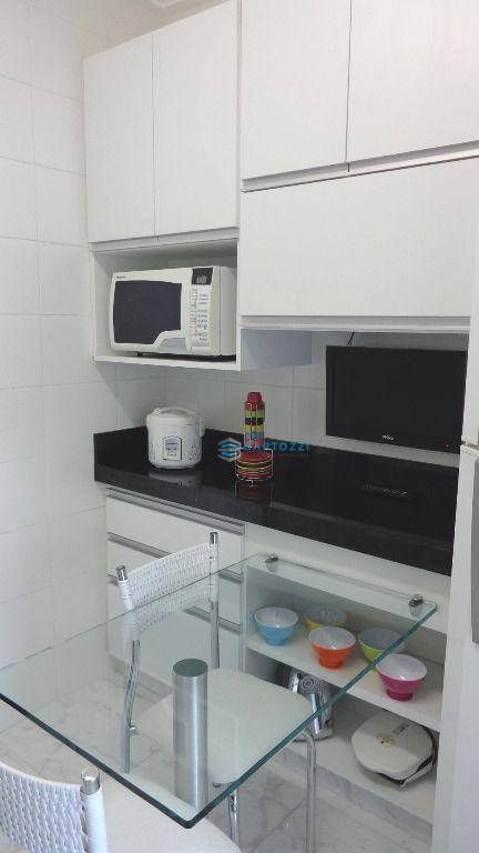 Apartamento à venda com 3 quartos, 80m² - Foto 8