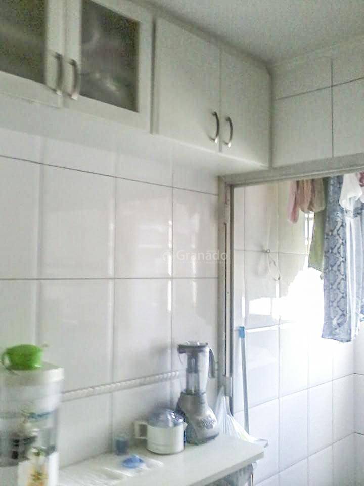 Apartamento à venda com 2 quartos, 56m² - Foto 10