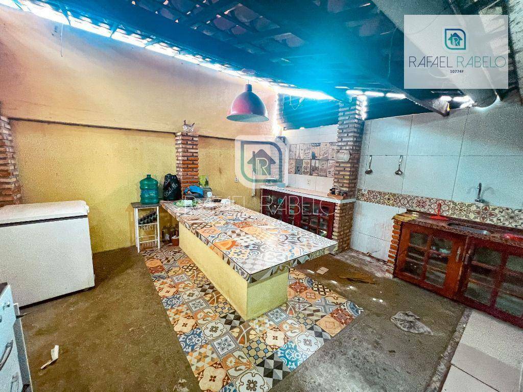 Casa à venda com 3 quartos, 110m² - Foto 4