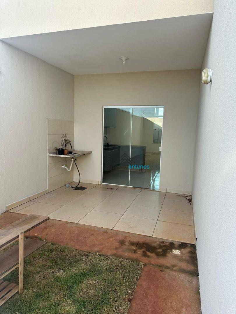 Casa para alugar com 3 quartos, 120m² - Foto 12
